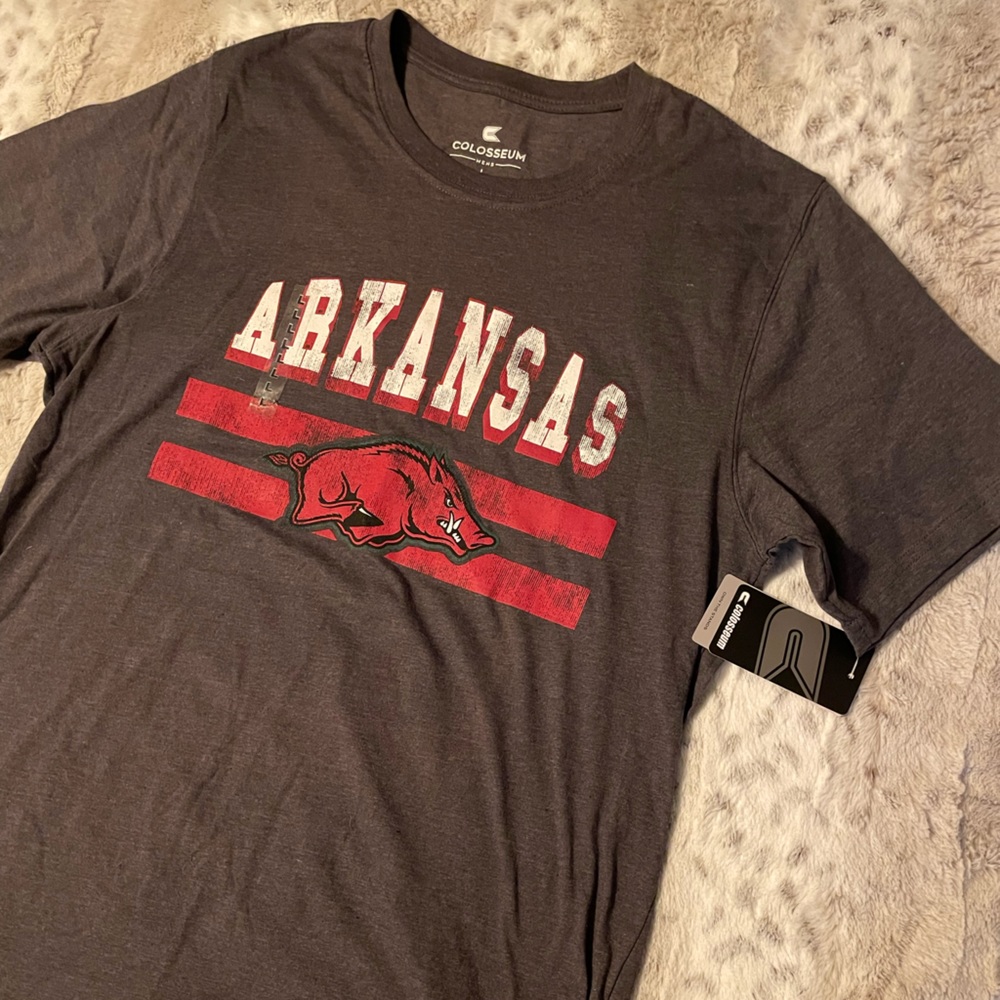 NWT Arkansas Razorbacks Colosseum T-shirt
